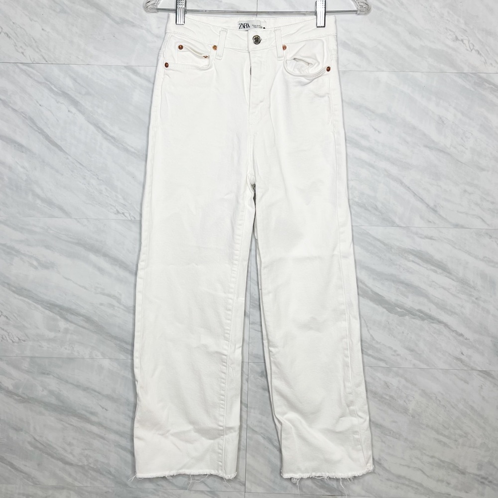 Zara High Waisted Mom White Jeans 0